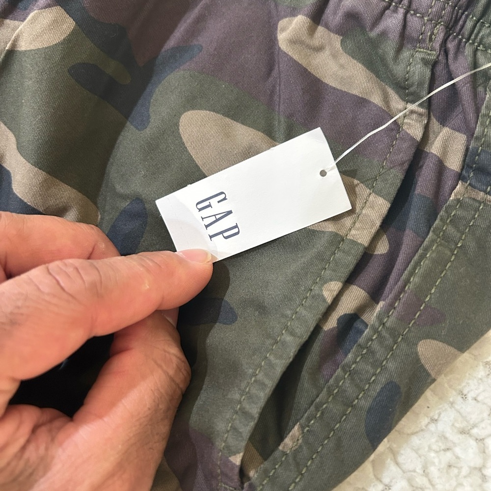 GAP Camouflage Cargo Pants - Picture 4 of 5